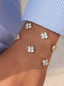 Frminee 1pc Lucky Leaf Women's Gold Bracelet Jewelry, Cubic Zirconia 18k Gold Plated, Exquisite Women's Jewelry Accessory, Waterproof, Adjustable, Stackable, Valentine's Day Gift