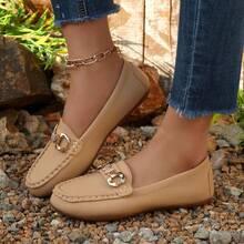 复古金属扣乐福鞋，鞋面和鞋底柔软舒适，百搭休闲一脚蹬鞋，搭配牛仔裤更佳，复古绗缝金属链条装饰，女士春秋休闲平底鞋。 - 卡其色 - 查看 5