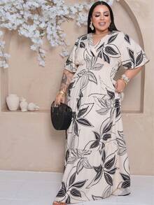 Plus Size Long Dress With V-Neck And Short Sleeves - Nude Print - View 3