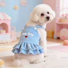 一件狗狗连衣裙，适合贵宾犬、泰迪犬、比熊犬和其他小型犬，秋冬季穿着。