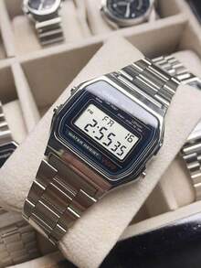 Casio 男女通用时尚电子手表 A168WA-1、A159W-N1 复古不锈钢表带方形表盘腕表，具备日历、闹钟和秒表功能，防水，适合日常佩戴 - A158WA-1 - 查看 2