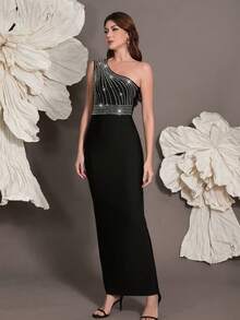 斜肩绷带连衣裙，奢华水钻装饰，性感修身开衩下摆，适合度假、家庭聚会、晚宴、宴会等场合。 - 黑色 - 查看 3