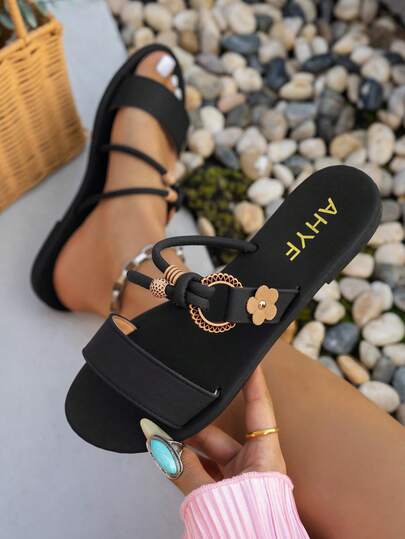 Sandalias planas de estilo bohemio para mujer, con decoración floral adorable, chanclas de playa de moda, diseño de doble correa, adecuadas para ocasiones al aire libre