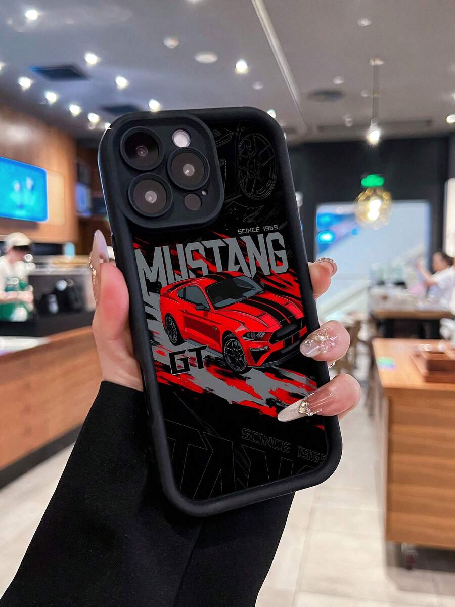 Funda para teléfono con diseño gráfico Red Mustang GT Compatible con fundas para teléfonos   17  16 Pro Max  15 Pro Max  13 y  12 Funda para teléfono de TPU de cobertura total a prueba de golpes Perfecta para entusiastas de los automóviles y un regalo único para amigos, familiares y ocasiones especiales - Negro - Ver 1