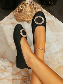 Women & Teen Girls' Outdoor Casual Fashionable Breathable Flat Shoes - Black - View 4