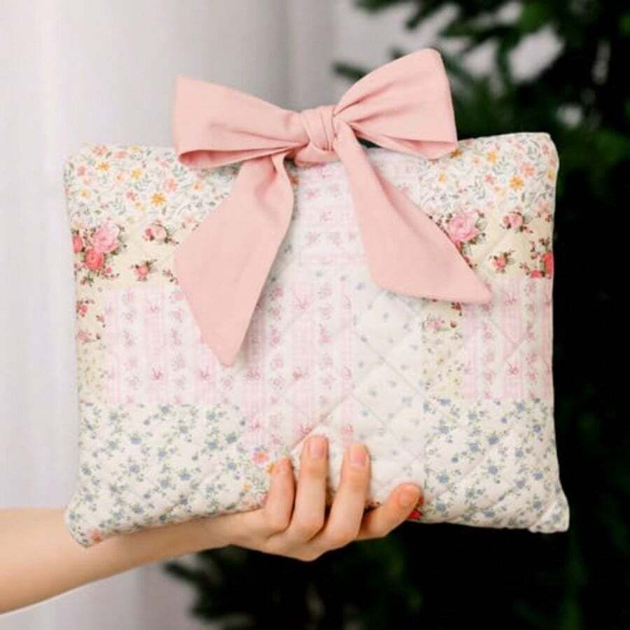 Quilted Bow Bible Sleeve Book Cover Case Padded Protector Washable Bible Bag Pouch Christian Gift For Women Girls Book Lover Gifts Assorted Floral - 各種花卉 - 查看 1
