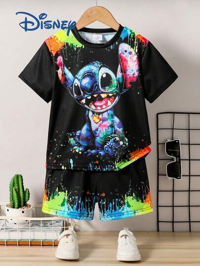 Disney Bộ 2 món cho bé trai mùa hè, gồm áo thun cổ tròn in họa tiết và quần short nhuộm màu, trang phục thoải mái tay ngắn và quần short cho trẻ em, thích hợp cho hoạt động ngoài trời, thường ngày, kỳ nghỉ, phù hợp cho trẻ nhỏ, món quà tuyệt vời.