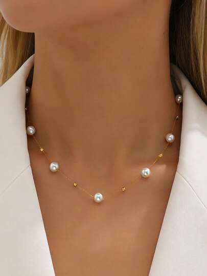 Collar de perlas con cuentas minimalista, cadena de tono dorado delicada, accesorio de collar gargantilla elegante para mujeres