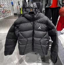 Nike JORDAN Men's Cotton Jacket, Loose Fit, New Winter Style, Warm And Water-Repellent Cotton Coat - Black - View 1