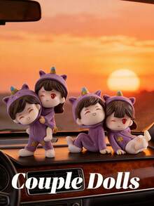 一对可爱的紫色情侣车载摆件。非常适合装饰汽车仪表盘，为车内增添一丝创意。 - 情侶公仔 - 查看 3