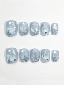 10片纯手工制作的按压式美甲贴片，短款椭圆形，以蓝色猫眼图案为底，点缀着闪亮的星星和亮片，呈现出梦幻、透明而活泼的外观。温柔优雅的可爱美甲贴片，适合女士和女孩在春夏秋冬的各种节日、派对和日常生活中使用。 - 淺藍色 - 查看 1