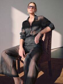 Sollinarry Bộ đồ nữ mùa xuân/hè mới: áo sơ mi kẻ sọc xuyên thấu có túi trang trí và quần ống rộng xếp ly, thích hợp cho công sở và du lịch. - Đen và trắng - Xem 6