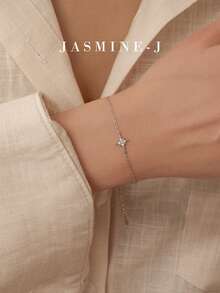 这款S925纯银八角星链手链，镶嵌锆石，简约优雅，尽显高端气质，适合女性日常佩戴。它将是送给她的完美礼物。 - 彩色 - 查看 8