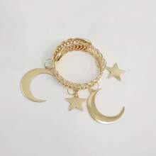 复古星月金属窗帘绑带 - 这款星月主题窗帘装饰采用锌合金材质，适用于客厅、卧室和书房。它是一款优雅的家居装饰品，兼具复古风格和耐用的锌合金结构，是客厅窗帘的理想之选。 - 彩色 - 查看 9