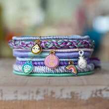 CYPNLoopdedoo Deluxe - Kit de manualidades galardonado de edición especial - Fabricante de pulseras de la  - Haz pulseras en minutos - Incluye 1 30 madejas de hilo abalorios de bricolaje cuentas y más multicolorFashion - Multicolor - Ver 7