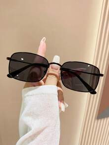 一副复古方形时尚太阳镜，男女通用，女士小金属框时尚眼镜，沙滩配饰，女士眼镜，秋冬基础款女装，商务休闲，夏季海滩度假，户外，旅行礼物，复古椭圆框，户外装备，返校季 - 黑色 - 查看 2