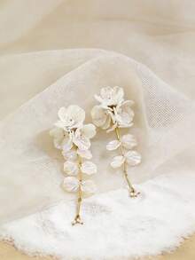 Delicate Iridescent White Flower Jewelry, Gold Chain Design, Luxury Gift For Wedding, Valentine's Day - Multicolor - View 4