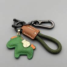 1pc Handmade Leather Car Key Chain, Decorated With Horse And Money Bag Pattern, Symbolizing "Instant Wealth". Can Be Used As DIY Accessories, Bag Charms, Travel Bag Decorations, Shoulder Bag Accessories, Multipurpose Bag Pendants, Car Decorations, Gifts For Valentine's Day, Mother's Day, Father's Day, Back To School, And Graduation