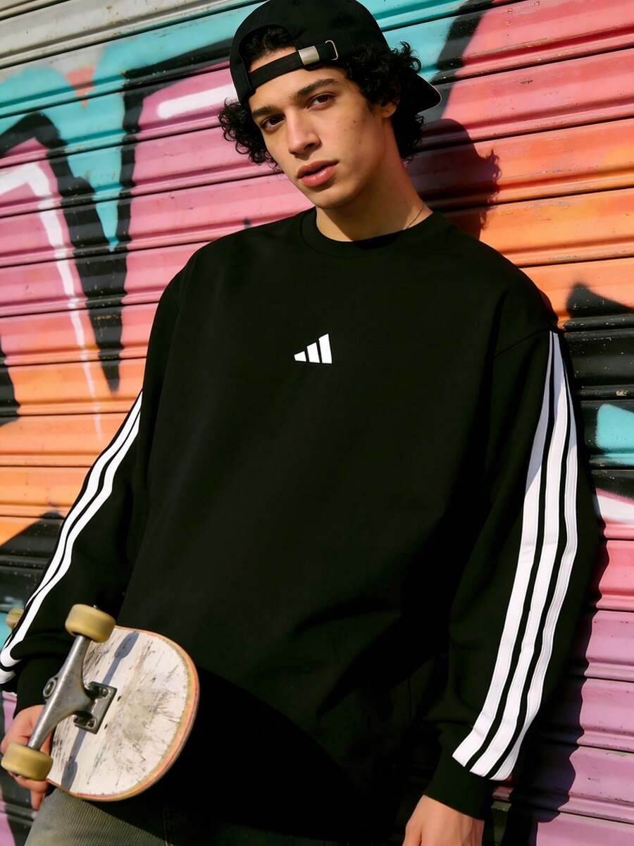 Adidas 男士圆领运动衫,适合跑步、健身、训练、休闲户外旅行的运动服,舒适套头衫,JE6372 - 黑色 - 查看 1