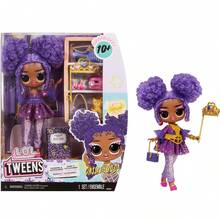 Tweens Muñeca Cassie Cool Con + De 10 Accesorios. Cassie Cool tiene características increíbles, linda ropa y peinado. Es articulada para poder posar. Tiene oído para el ritmo y un estilo hecho para el escenario, siempre se le ocurren letras nuevas y geniales. Cassie Cool tiene el poder de una estrella y la confianza para respaldarlo. - Morado - Ver 1