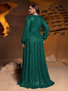 Faeriesty Plus Size Women Elegant Formal Evening Gown, With V-Neck And Criss-Cross Front Design - Exquisite Floor-Length Dress With Long Bell Sleeves, Perfect For Grand Festivals, New Year Celebrations, Formal Awards Ceremonies, Gala Dinners, And Glamorous Evening Galas. - Dark Green - View 2
