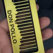 这款有趣的小玩意儿拨动就能发出悦耳的声音。左右滑动就能发出拨弦声，舒缓情绪。它既是新奇的小玩意儿，也是派对好帮手。适合家庭聚餐，也是派对上的惊喜礼物。 - 彩色 - 查看 4