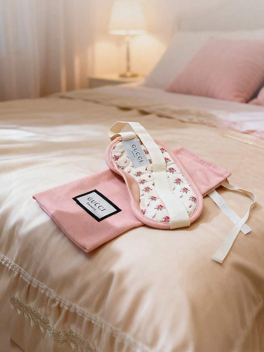 Gucci Women's Personalized Sleep Eye Mask, Vintage Fashion Travel Sleep Mask Gift, Pink Nap Rest For Single Party, Vacation - Pink - View 1