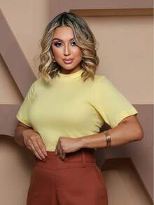 Blusas T-shirt Gola Alta Blusa  Feminina Gola Alta em Ribana Camiseta básica 100% Algodão Premium - Amarelo bebe - Visão 2