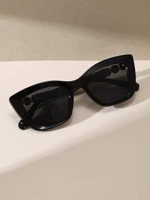 Occhiali da sole classici neri in plastica stile retrò a forma di occhio di gatto, occhiali da sole di moda unisex per uso all'aperto, viaggi, spiaggia, guida, con protezione UV - nero - Visualizzare 3