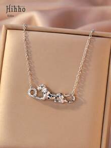 Hihho 1 chiếc vòng cổ mặt dây chuyền hình báo vàng sang trọng - Trang sức hình động vật đính đá CZ sáng bóng, Phụ kiện thời trang hàng ngày, Dây chuyền mặt động vật mạ vàng, Quà tặng phong cách cho cô ấy - beo - Xem 5