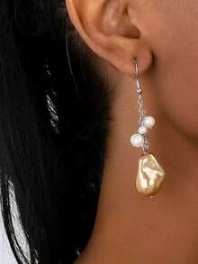 1 Pair Women's Minimalist Acrylic Hoop Earrings, Versatile For Daily Wear - Baby Pink - View 1