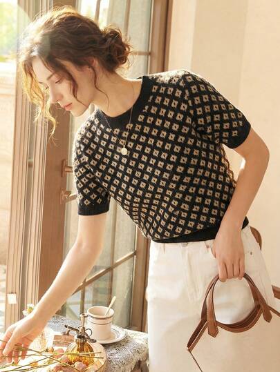 Knit Mix French Style Women Knitted Commuter Sweater, Floral Pattern, Contrast Color Short Sleeve T-Shirt, Suitable For Spring And Autumn, Minimalist Retro Back To School Autumn Women Clothing