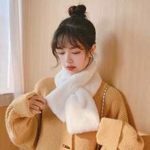 1Pc Faux Rabbit Fur Cross Neck Warmer - Plush Thickened Soft Solid Color Women's Scarf For Winter | Great For Self & Gifting - 白色 - 查看 4