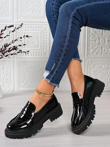 女士真皮防水厚底便士乐福鞋，经典圆头厚底商务休闲正装鞋 - 亮黑 - 查看 6