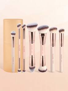 MAANGE 2/5/7件套专业化妆刷套装，包含粉底刷和遮瑕刷，采用柔软纤维材质，便携易用，是旅行化妆的理想之选。套装包含多种化妆刷，是化妆工具的完美组合，也是馈赠佳品。 - 杏色 - 查看 3