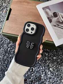 1pc DIY Rhinestone Bow Macaron Black Phone Case For Samsung Galaxy S25, S24, S24 Plus/S24+, S24 Ultra, S24 FE, S20, S21, S22, S23 And 11/11 Pro/11 Pro Max/12/12 Pro/12 Pro Max/13/13 Pro/13 Pro Max/14/14 Pro/14 Pro Max/15/15 Pro/15 Pro Max/16/16 Pro/16 Pro Max IPhone16E And OPPO A5X - Black - View 2