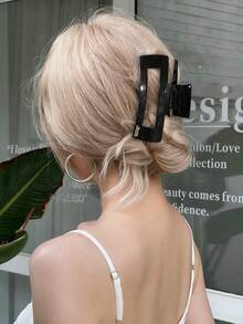 1pc 4.48in/11.4cm Glossy Black Solid Square Large Plastic Hair Clip, Fashionable Versatile High-End Elegant Simple Minimalist Solid Color Hair Accessory Suitable For Daily Outing, Casual, Party, Commute, Vacation, Ponytail, Bun, Face Washing, Makeup, Outfit Matching Women Hair Accessories Elegant Hair Claws Fashion Claw Clip - Black - View 3