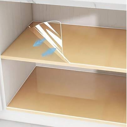 Cuộn băng keo PVC chống dầu và tĩnh điện 0.12mm được thiết kế để bảo vệ tường bếp, không có lớp keo dính sẵn. Sản phẩm dễ lau chùi, chịu nhiệt và dễ sử dụng, thích hợp để bảo vệ tường trong phòng khách và phòng ngủ.