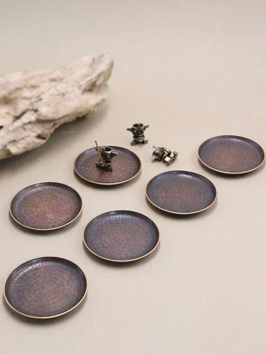 Metal Compass Pad, 3 Inch Metal Mat, Perfect For Displaying Figurines, Incense Sticks, Decorative Accessory, Ideal For Home Decoration - Rust Brown - View 1