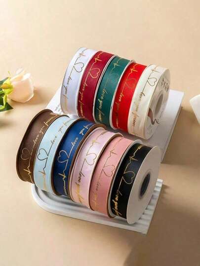 1 cuộn ruy băng polyester dài 30-32 thước Anh với họa tiết trái tim ép nhiệt, bao gồm ruy băng nơ, ruy băng gói hoa, ruy băng gói quà, ruy băng trang trí ngày lễ và ruy băng thủ công DIY. Có nhiều màu sắc để lựa chọn. Thích hợp cho nhiều dịp như gói quà ngày lễ, gói quà sinh nhật, trang trí đám cưới, v.v.