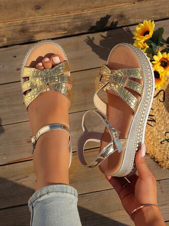 2026 Vår/Sommar Plus Size Mode Öppen Tå Tjock Bottom Buckle Kilsandaler, Ihåliga Utomhussandaler