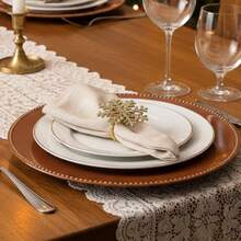 Bokon Juego de 6 platos de carga navideños redondos de 33 cm con cuentas de plástico elegantes confiables y reutilizables para decoración de mesa de fiesta de bodas evento Navidad cena Marrón - Marrn - Ver 6