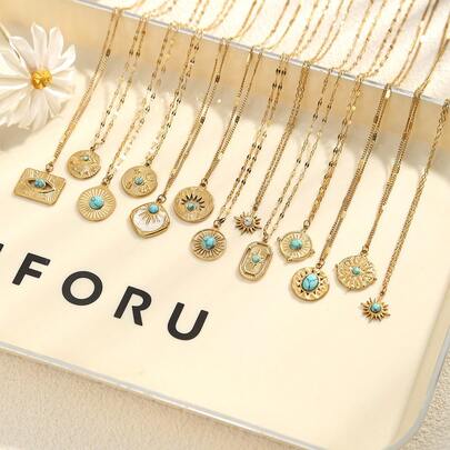 一件独特设计的304不锈钢绿松石吊坠项链，专为女性打造，时尚个性，百搭风格。