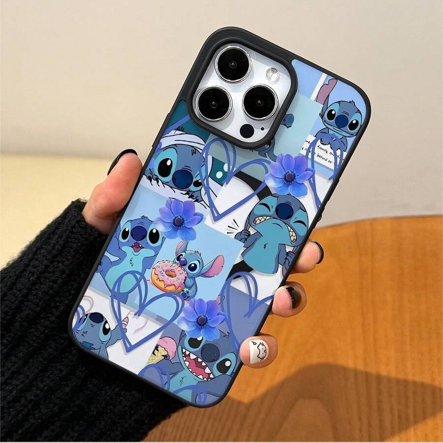 Disney.‌ Stitch Patterned Phone Case With Blue Flowers And Heart Designs. Compatible With IPhone 17, 16, 15, 14, 13, 12, And 11 Pro Models. Made Of TPU With Shockproof Protection. Perfect Gift For Family, Friends, Birthdays, And Holidays. - 黑色 - 查看 1