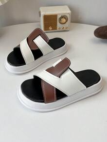 Un par de sandalias deportivas para niñas con suelas suaves y diseño casual - una combinación de colores de patchwork, adecuadas para el juego y el uso diario - Blanco - Ver 7