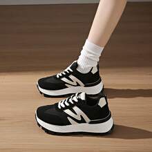 2026 New Soft Leather Women Thick Sole White Sneakers, Fashion Versatile Spring/Autumn Casual Lightweight Trainers For Students - Black - View 2