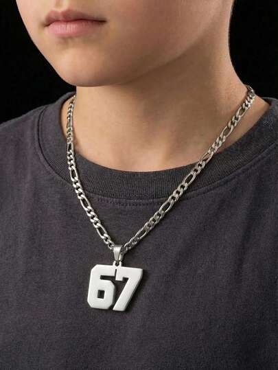 1pc European & American Punk Hip Hop Baseball Football Arabic Number 67 Pendant Necklace, Exaggerated Sweater Chain Gold Necklace, Suitable For Boys, Girls, Children, Football Fans, Fashion Sports Street Outdoor Party Back To School Daily Wear Accessory