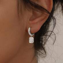 Bông tai dạng vòng vuông bằng bạc Sterling 925 đính đá Cubic Zirconia, kiểu dáng thanh lịch cổ điển, phù hợp để đeo hàng ngày, quà tặng sinh nhật. - Bạc - Xem 2