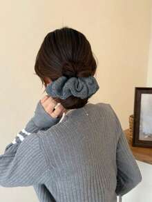1pc Casual Versatile French Style Scrunchie ,Hair Ties ,Scrunchy Hair Ties - Gray Knitted Large Intestine Loop - View 3