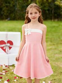 This Elegant And Fashionable Summer Girls' Dress Features A Simple Pink And White Color Block Design, With A Bow-Decorated Shoulder Strap. Suitable For Vacation, Valentine's Day, Birthday, Party, Daily Outdoor Travel And Other Occasions, Also Makes A Great Gift For Children. - Baby Pink - View 3